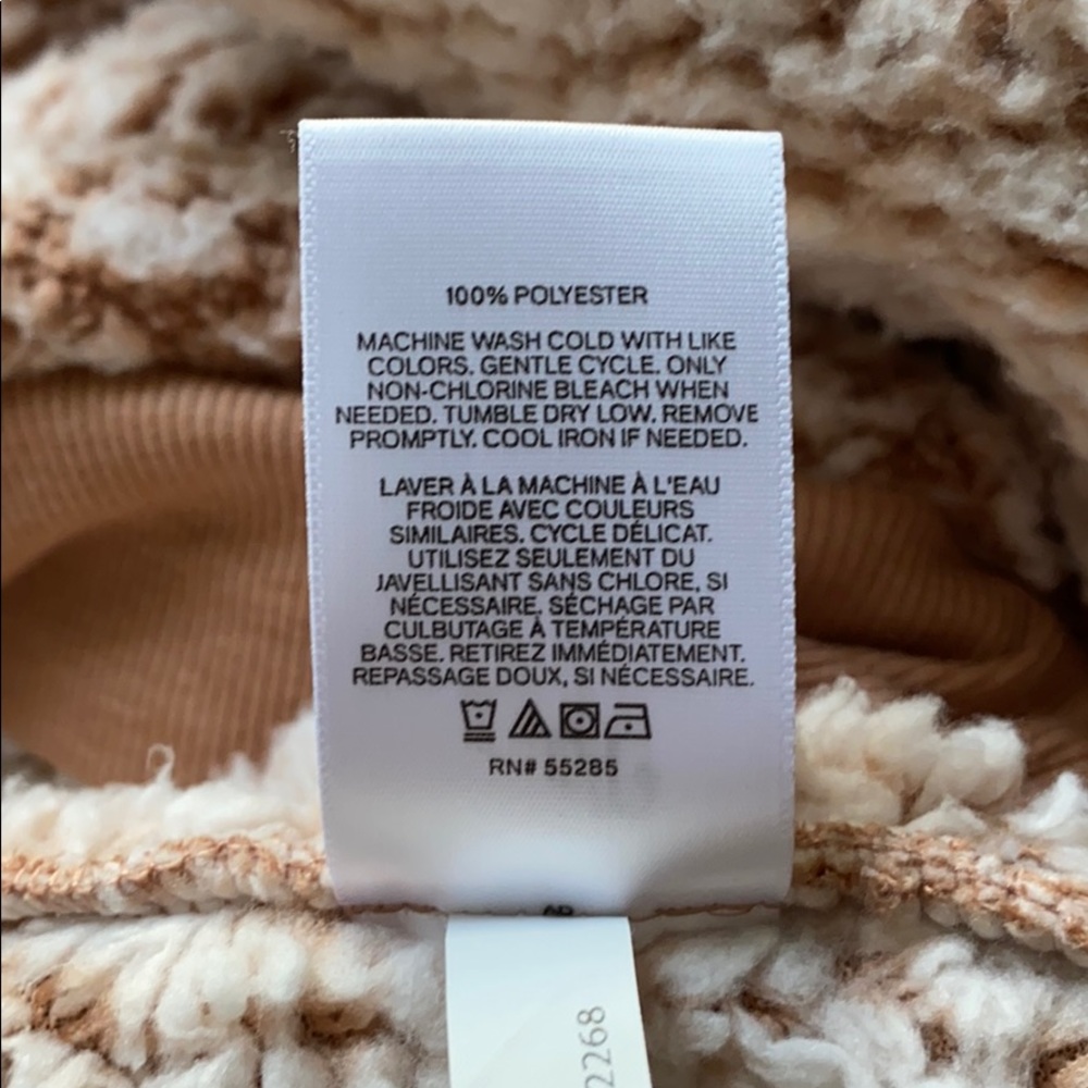 Express Sherpa Sweatshirt - Picture 4 of 4